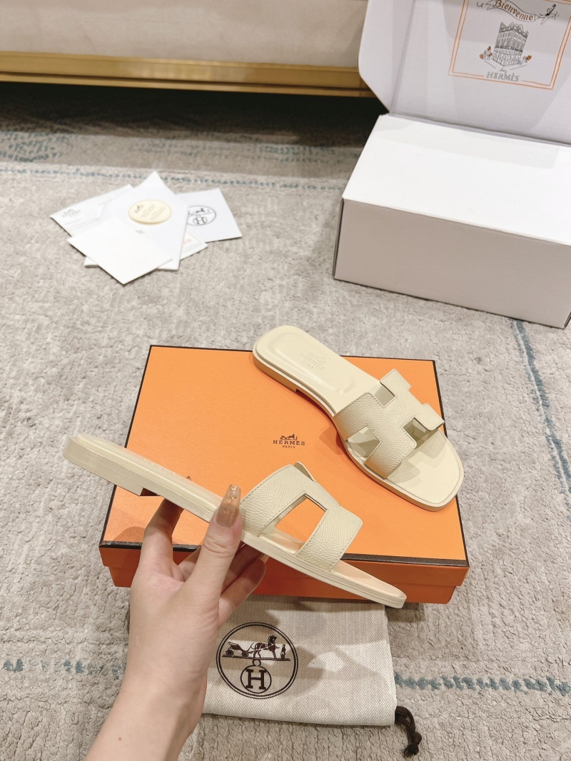 Hermes Slippers